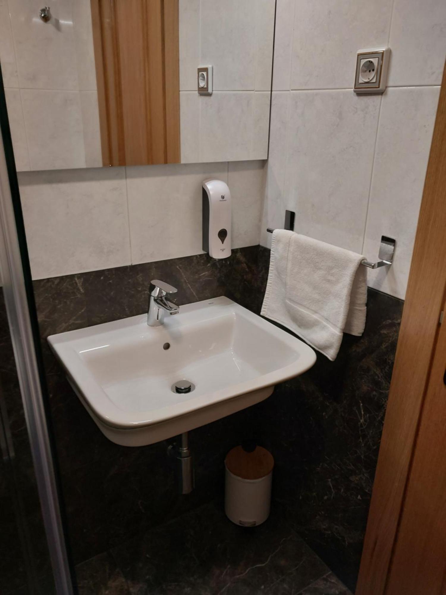 Panorama Atico Apartment Avila Room photo